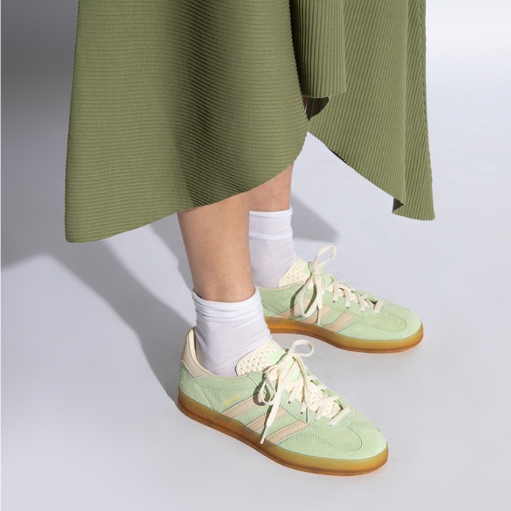 Adidas gazelle indoor